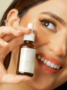 How to use vitamin C serum in your skincare routine Pakistan
