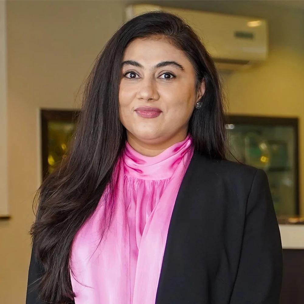 Dr-Saima