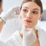Best skin specialist in Lahore treating patient with skin consultation