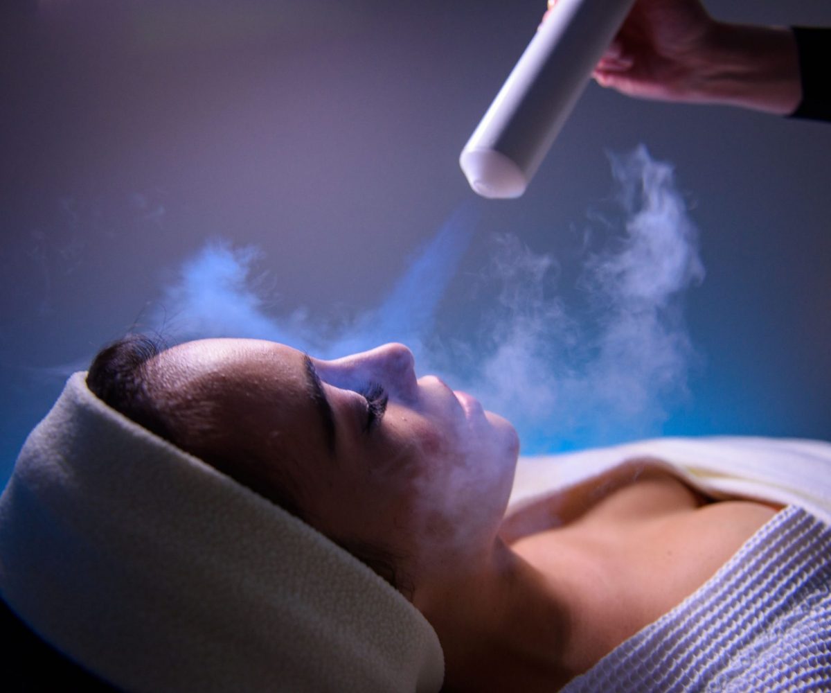 Cryotherapy best skin specialist in lahore